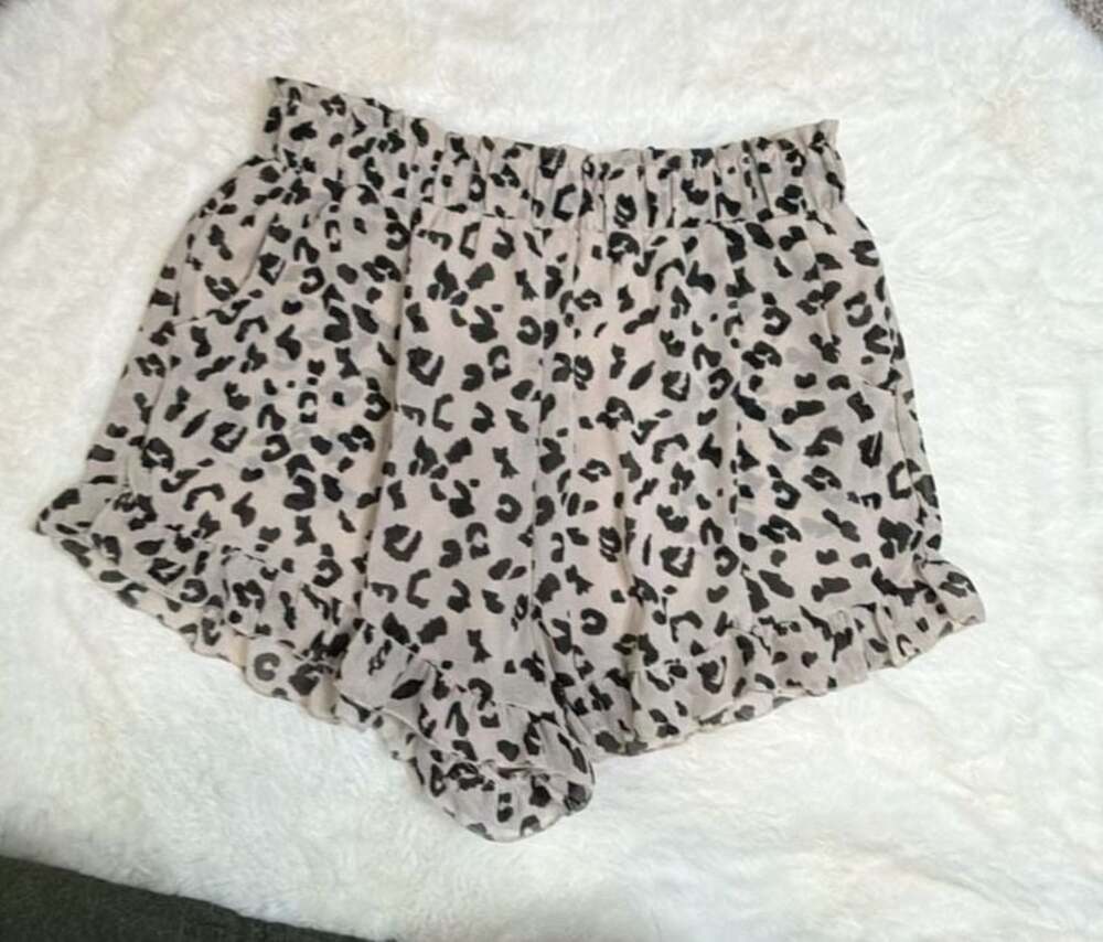 Mi Ami Leopard Print Flutter Hem Ruffle Shorts